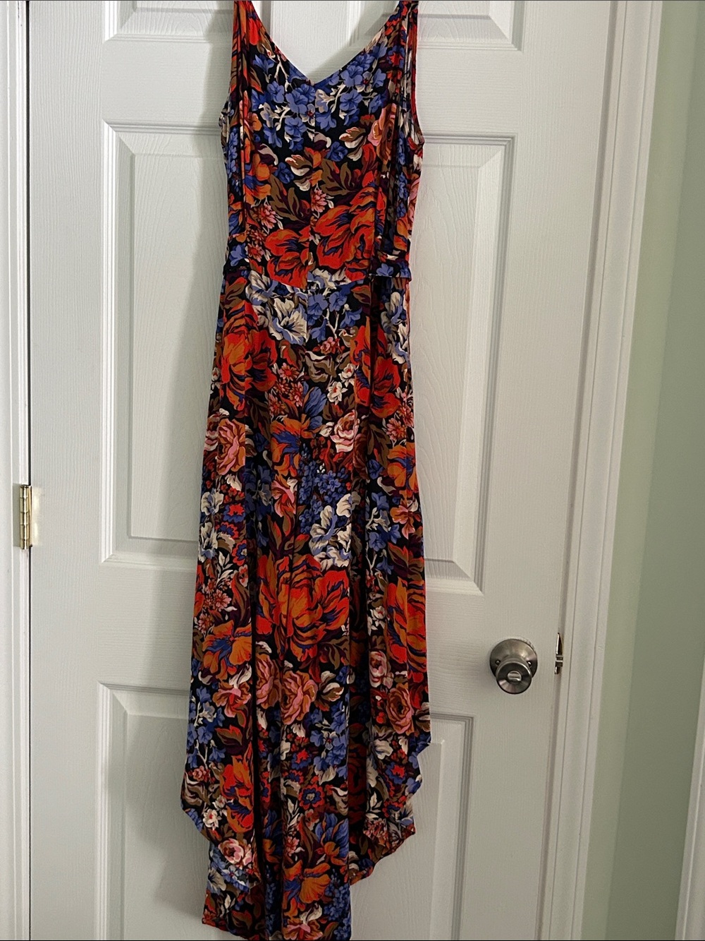 Sleeveless High-Low Floral Maxi Dress in Red & Blue
